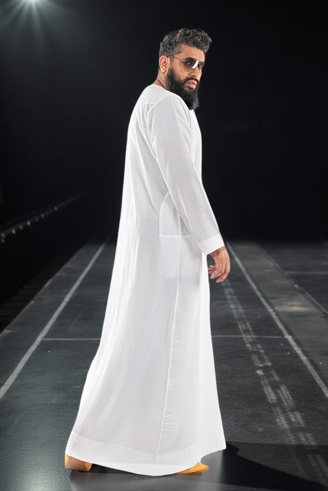 White Men Arab Omani Jubba